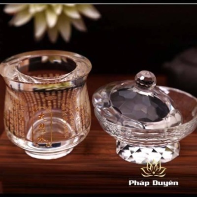 Alternative view of Ly (Cốc / Chén) Nước Thờ Pha Lê "Đại Bi Thuỷ", Khắc "Chú Đại Bi", Cao 13.5cm
