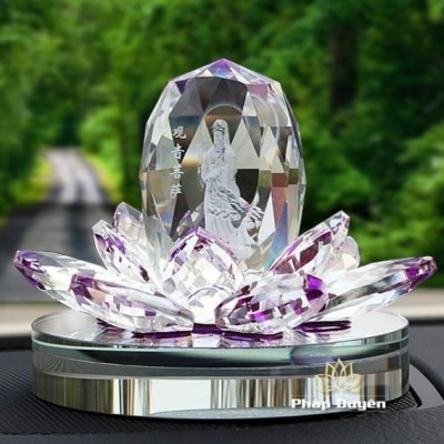 Alternative view of Tượng Ngài Quan Âm In Chìm Pha Lê, Để Xe Hơi, Để Bàn Làm Việc, Cao 9cm