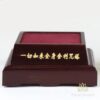 Tháp Xá Lợi Thuỷ Tinh 5 Mầu Khắc Kinh Chú Kèm Đế Gỗ, Cao 25cm - ảnh 2