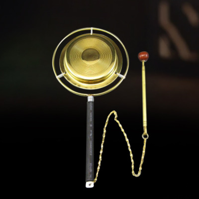 Pháp Khí Tang Bằng Đồng Vàng, Tay Cầm Kéo Dài