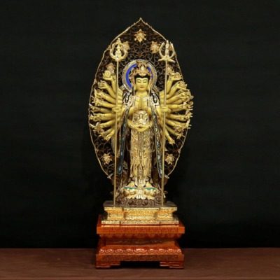 Tượng Nghìn Tay Nghìn Mắt (Thiên Thủ Thiên Nhãn), Bằng Đồng Đài Loan Mạ Vàng, Kích Thước 49x33x17cm (Không Kèm Đế)