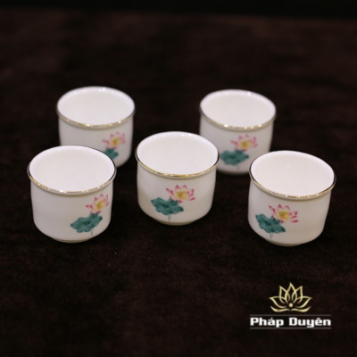 Alternative view of Bộ 5 Chén Sứ Trắng Hoa Sen Hồng Lá Xanh
