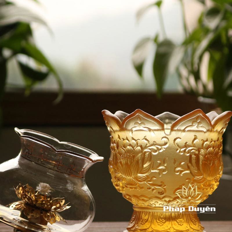 Đèn Dầu Lưu Ly Mầu Vàng, Cao 16cm - Ảnh 4