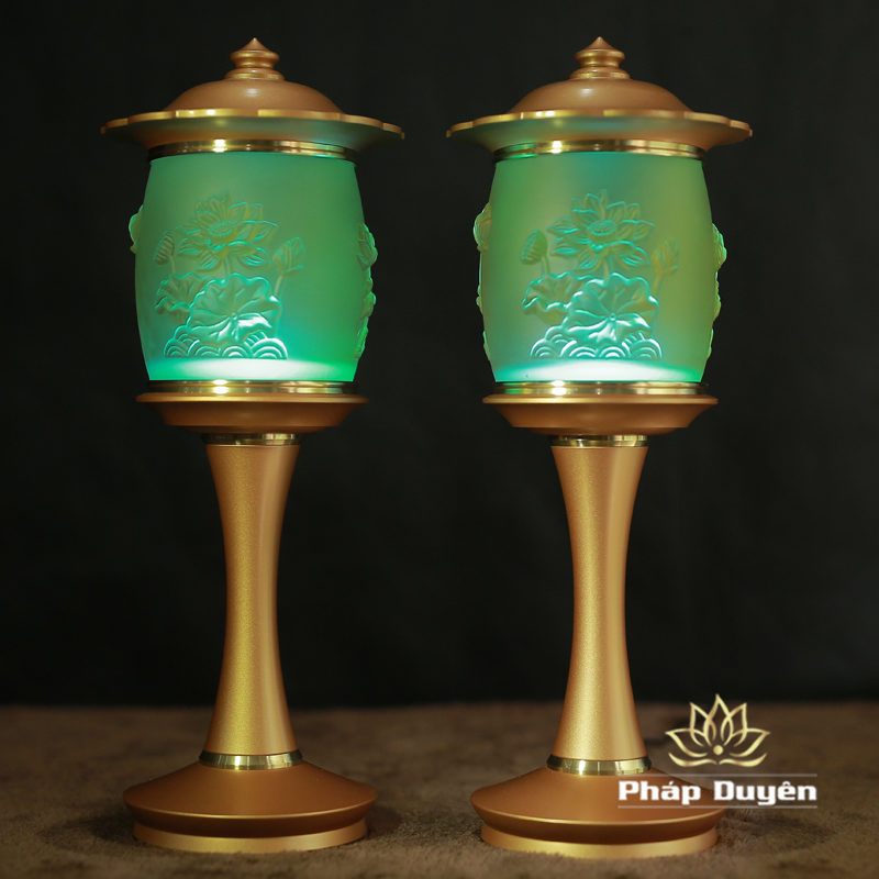 Đôi Đèn Thờ Lưu Ly Hòa Phong Chạm Hoa Sen Nổi Chân Đồng, Cao 38cm - Ảnh 5