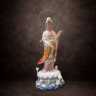 Tượng Quan Âm Tự Tại Đứng Trên Đài Sen Bằng Bột Đá, Cao 153cm (Tổng Hào Quang 170cm)