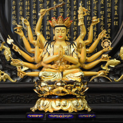 Tượng Bồ Tát Chuẩn Đề Ngồi, Chất Liệu Đồng Đài Loan Mạ Vàng, Cao 59cm