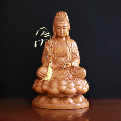 Tượng Quan Âm Ngồi Đài Sen, Chất Liệu Gỗ Pơ Mu, Cao 40cm