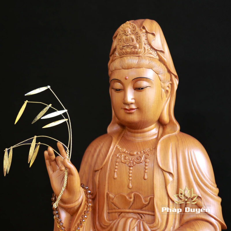 Tượng Quan Âm Ngồi Đài Sen, Chất Liệu Gỗ Pơ Mu, Cao 40cm - Ảnh 3