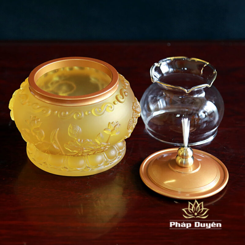 Đèn Dầu Lưu Ly Vàng Hoa Sen Nổi Không Đế, Cao 16cm - Ảnh 4
