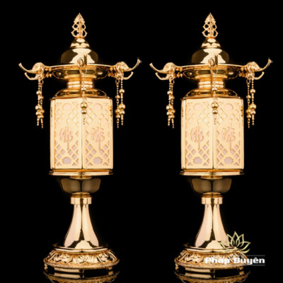 Alternative view of Đèn Đồng Đa Diện Chữ Phật Chóp Bảo Tháp Vàng Bóng, Cao 60cm