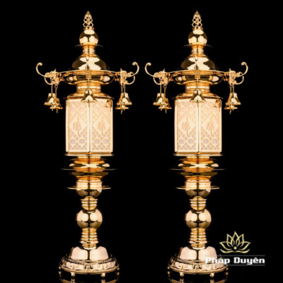 Alternative view of Đèn Đồng Đa Diện Chữ Phật Chóp Bảo Tháp Vàng Bóng, Cao 90cm
