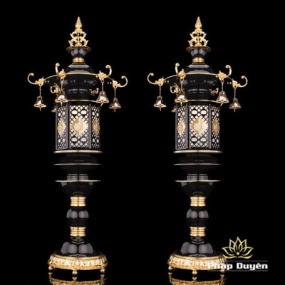 Đôi Đèn Đa Diện Chóp Bảo Tháp Sơn Đen Viền Vàng, Cao 101cm