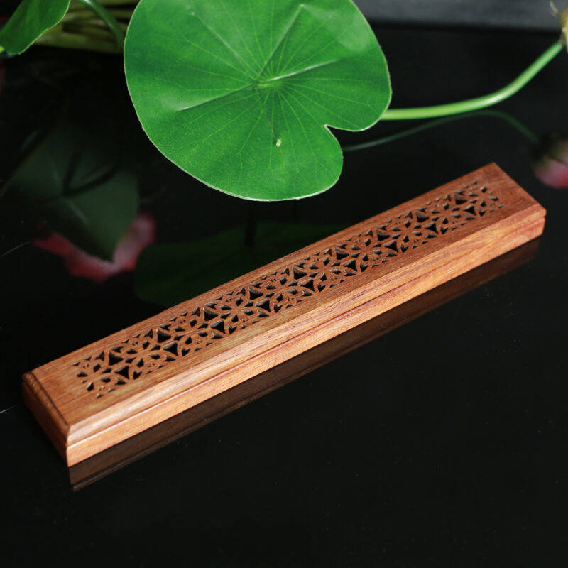 Hộp Đốt Trầm Không Tăm Bằng Gỗ Khắc Hoa Văn, Nắp Hút Bằng Nam Châm, Kích Thước 2cm x 4cm x 24cm