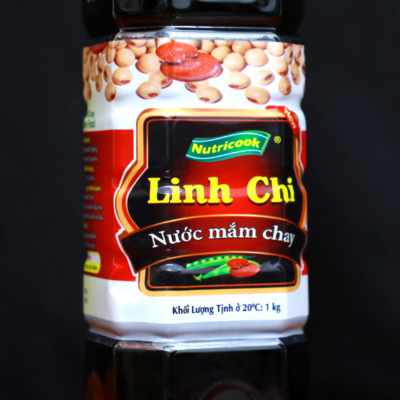 Alternative view of Nước Mắm Chay Linh Chi, Chai 1 Lít