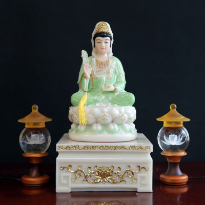 Tượng Quan Âm Bồ Tát Ngồi Đài Sen, Bằng Bột Đá Xanh Trắng Viền Vàng, Cao 30cm (Không Đế)