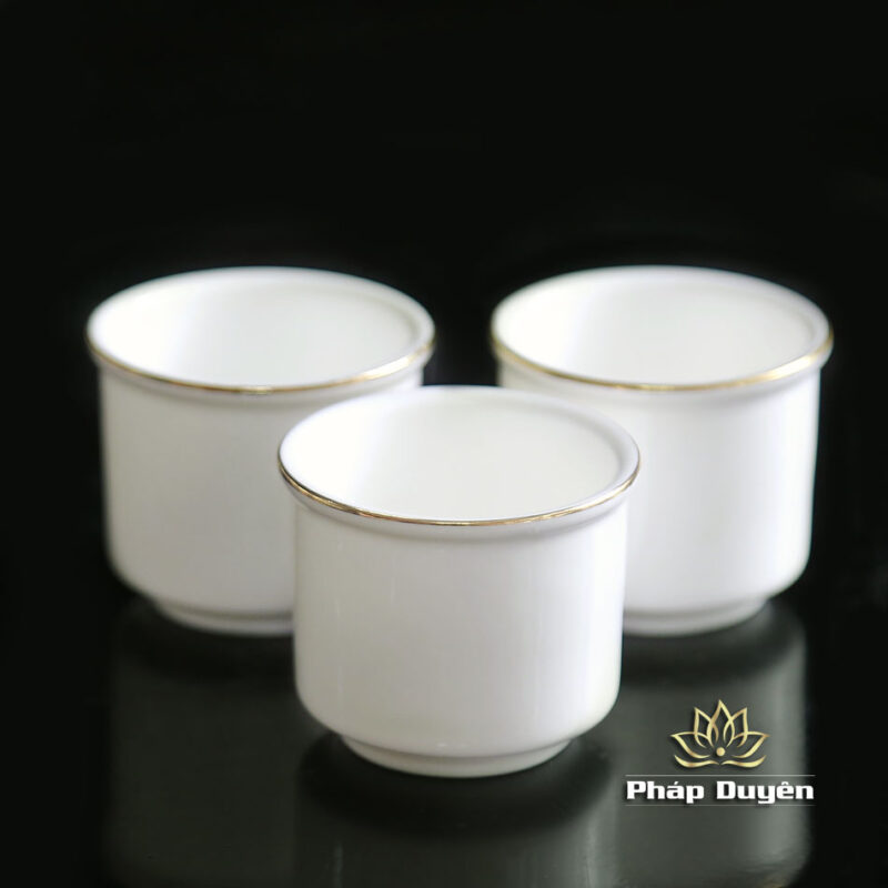Bộ Kỷ 3 Chén Nước Bằng Sứ Trắng Viền Vàng - Ảnh 2
