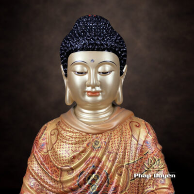 Alternative view of Tượng Bổn Sư Thích Ca Áo Đỏ Ngồi Đài Sen Bằng Đồng Vẽ Gấm, Cao 48cm