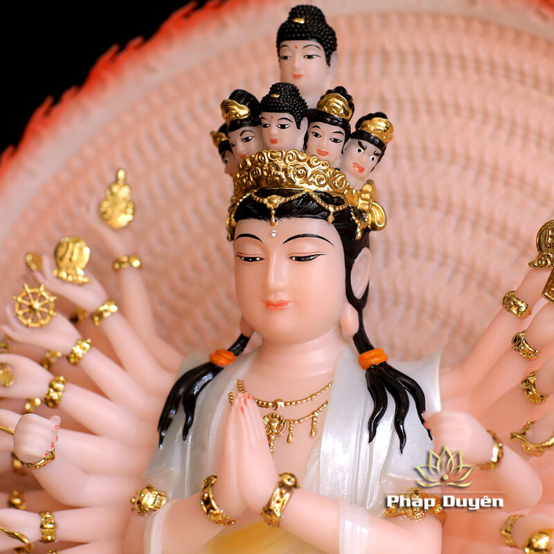Tượng Quan Âm Thiên Thủ Thiên Nhãn Ngồi Đài Sen Đế Mây Bằng Bột Đá Vẽ Hoa, Cao 30cm (Tổng Cao 40cm) - Ảnh 3