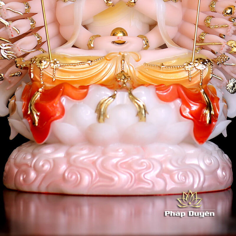 Tượng Quan Âm Thiên Thủ Thiên Nhãn Ngồi Đài Sen Đế Mây Bằng Bột Đá Vẽ Hoa, Cao 30cm (Tổng Cao 40cm) - Ảnh 6