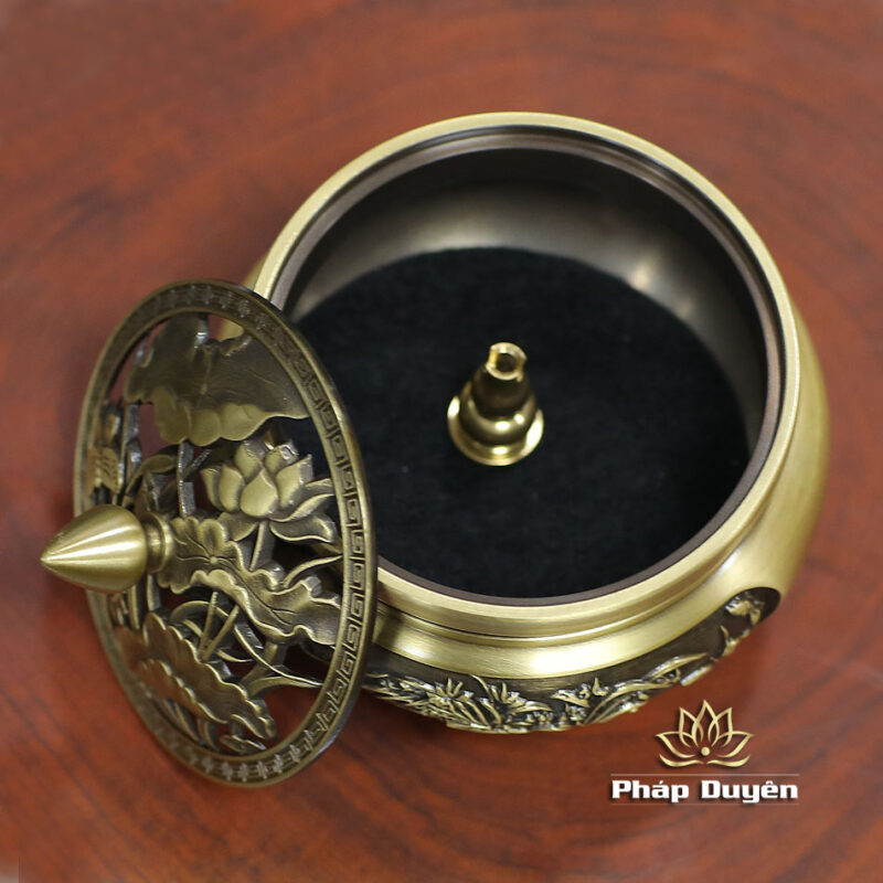 Lư Xông Trầm Đồng, Khắc Hoa Sen, Kích Thước 8cm x 9.5cm - Ảnh 4