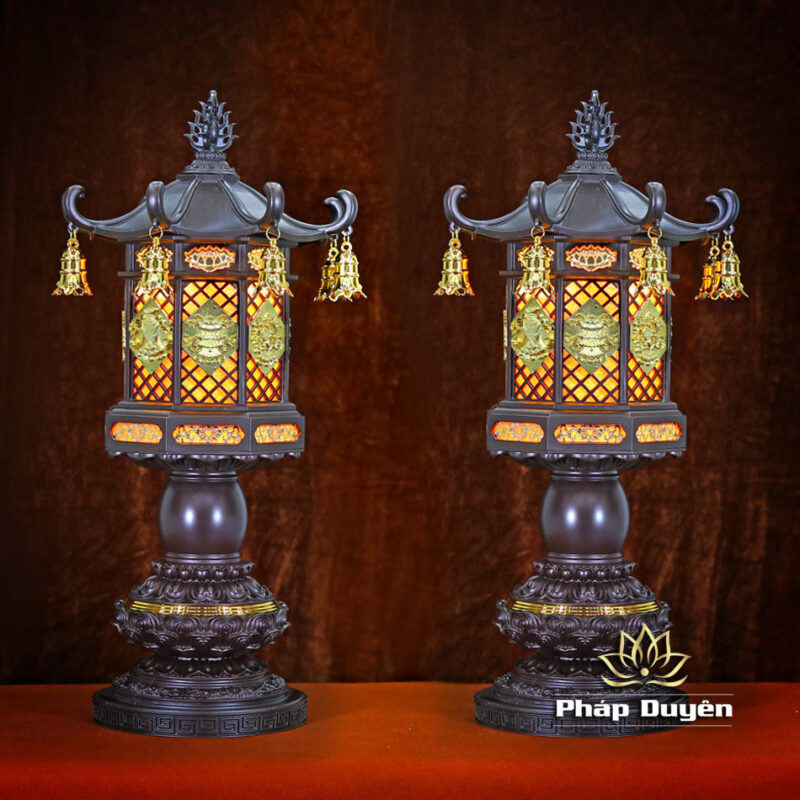 Đôi Đèn Tám Cát Tường Bằng Hợp Kim Đồng, Cao 60cm - Ảnh 2