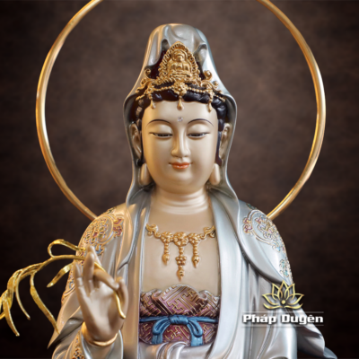 Góc nhìn khác của Tượng Quan Âm Đứng, Chất Liệu Đồng, Sơn Men Cổ, Cao 48cm (Tổng Lá Đề 53cm)