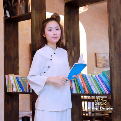 Góc nhìn khác của Bộ Quần Áo Đi Chùa Nữ An Nhiên, Màu Trắng Ngà, Vải Linen