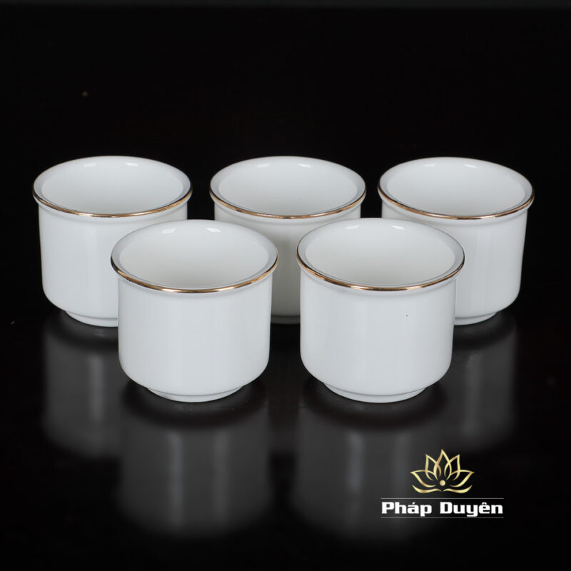 Bộ Kỷ 5 Chén Nước Bằng Sứ Trắng Viền Vàng - Ảnh 3