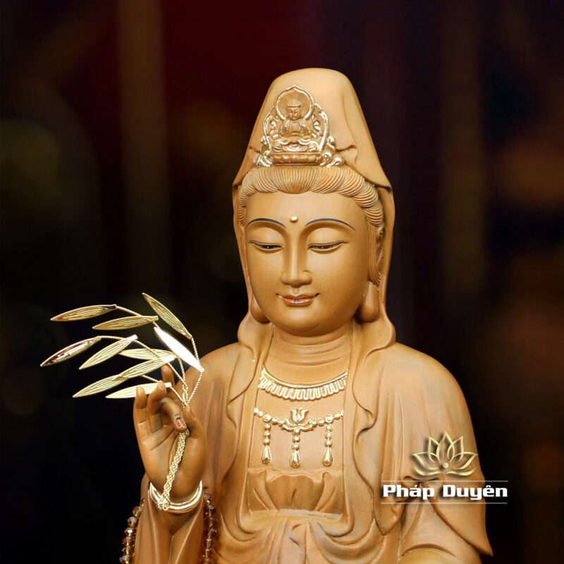Tượng Bồ Tát Quan Âm Ngồi Đài Sen, Gỗ Hương Chương (Long Não) Điểm Vàng, Cao Từ 40-48cm - Ảnh 3