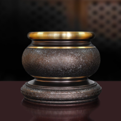 Bát Hương Đen Sần, Có Đế Đồng, Nhiều Kích Thước